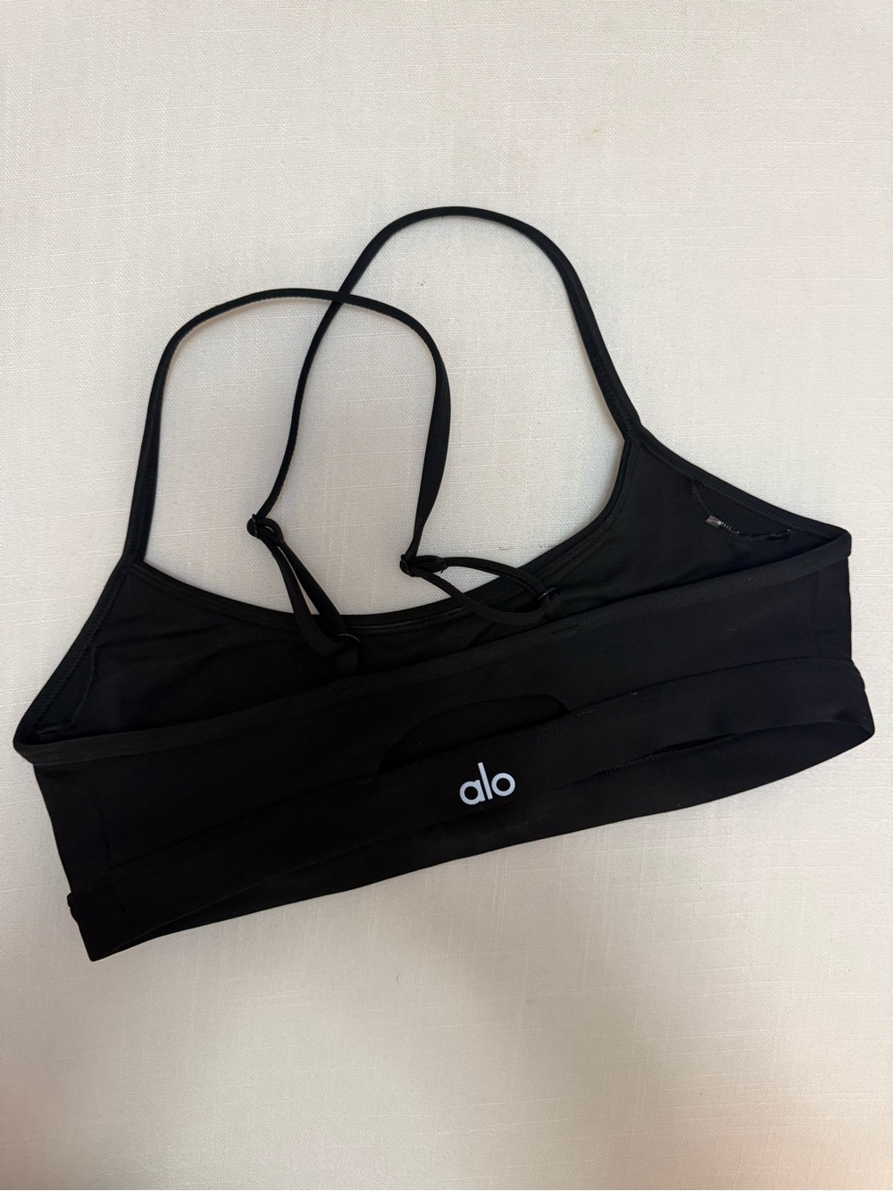 Alo Yoga Airlift Intrigue Sports Bra